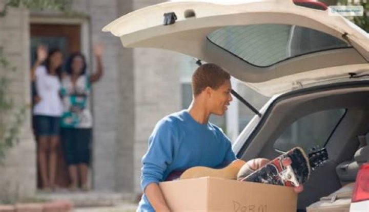 Can a 17 year old move out without emancipation in Kentucky?