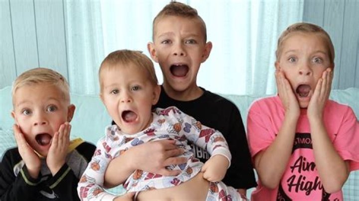 How much does an 11 year old babysit?